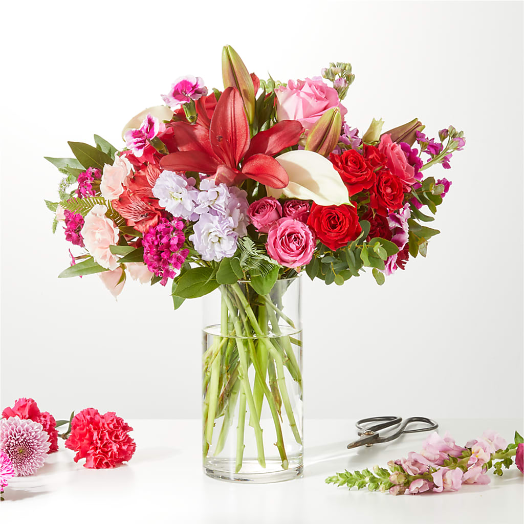 Swooning Over You - A Luxury Florist Original – Gateway Florist, Rockwood TN