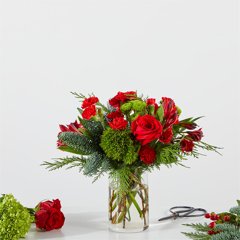 Merry Moment Bouquet – A Florist Original – Gateway Florist, Rockwood TN