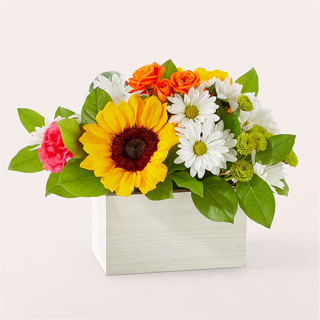 Sun-drenched Blooms Box Bouquet – Gateway Florist, Rockwood TN