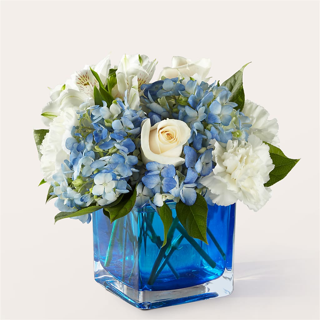 Soothing Waters Bouquet – Gateway Florist, Rockwood TN