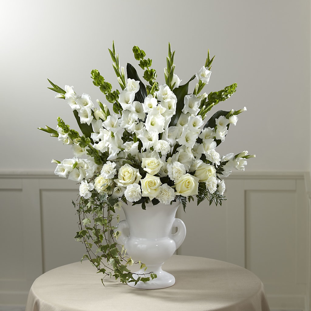 Fond Reflections Arrangement – Gateway Florist, Rockwood TN