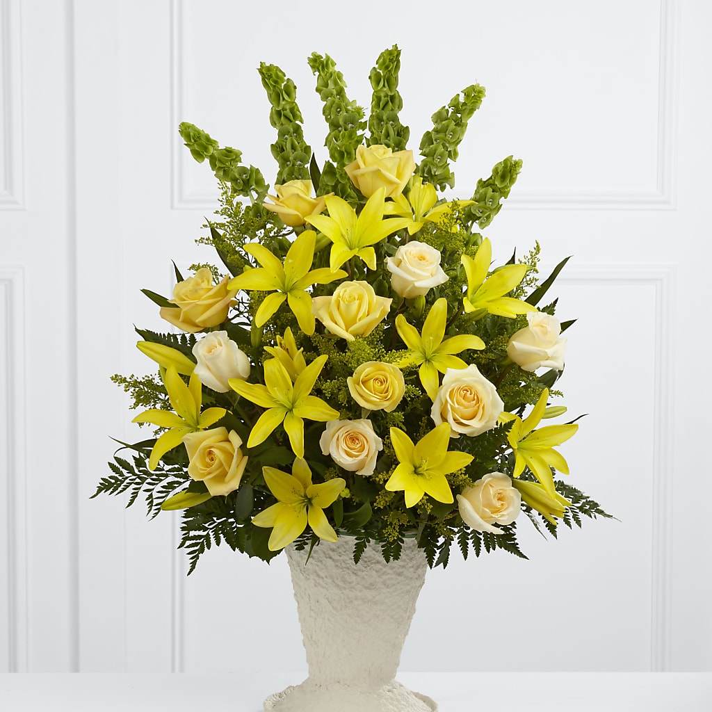 Golden Memories Arrangement – Gateway Florist, Rockwood TN