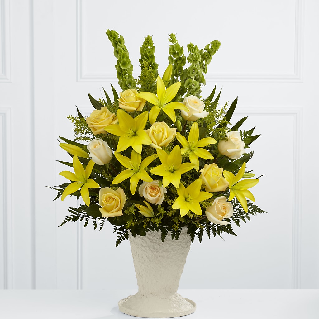 Golden Memories Arrangement – Gateway Florist, Rockwood TN
