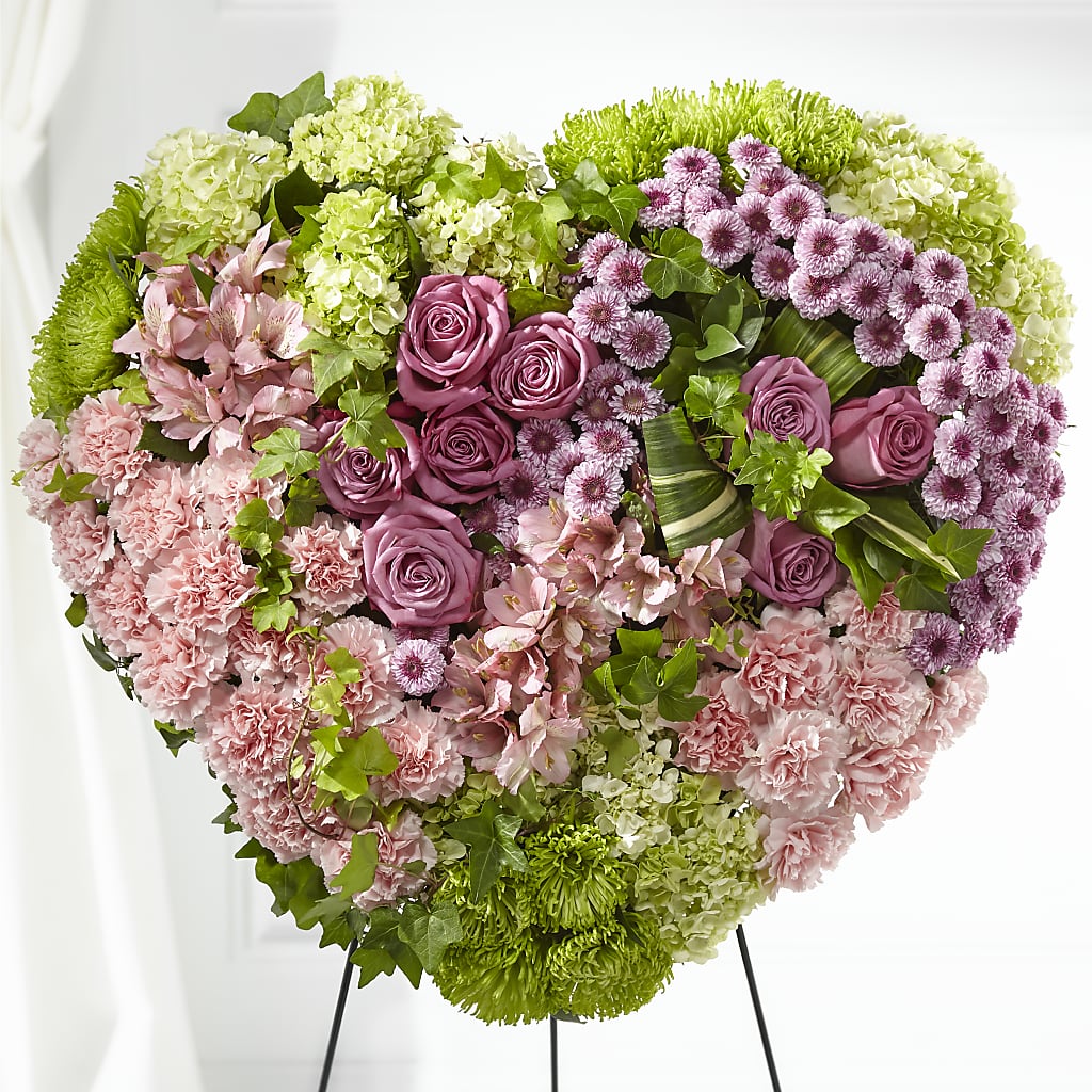 Heartwarming Standing Heart – Gateway Florist, Rockwood TN