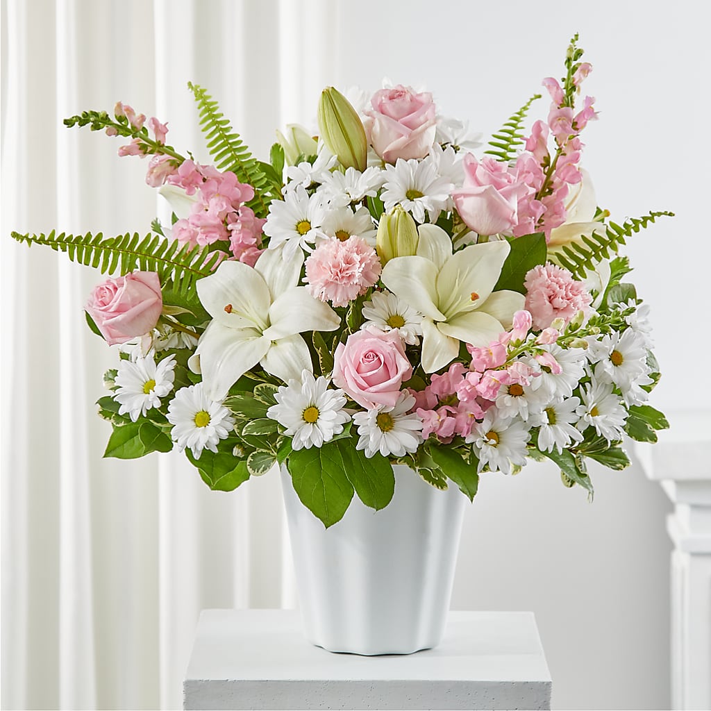 Soft Touch Tabletop Basket – Gateway Florist, Rockwood TN