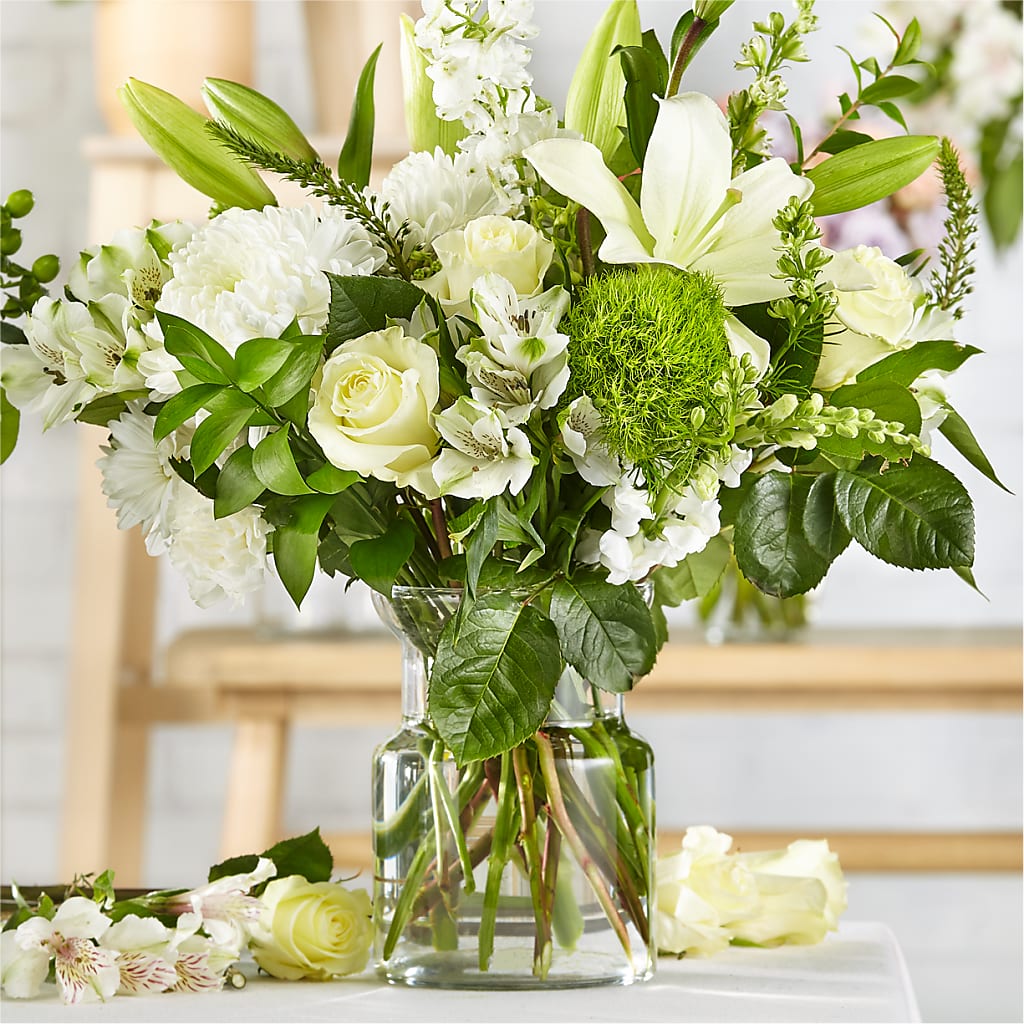 Classic Ivory – A Florist Original – Gateway Florist, Rockwood TN