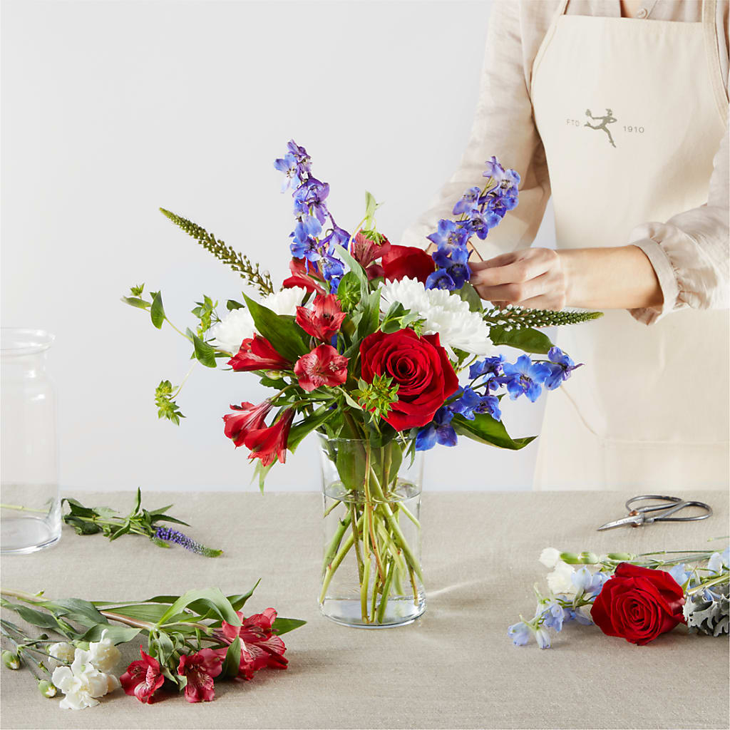 Star Spangled - A Florist Original –  Gateway Florist, Rockwood TN