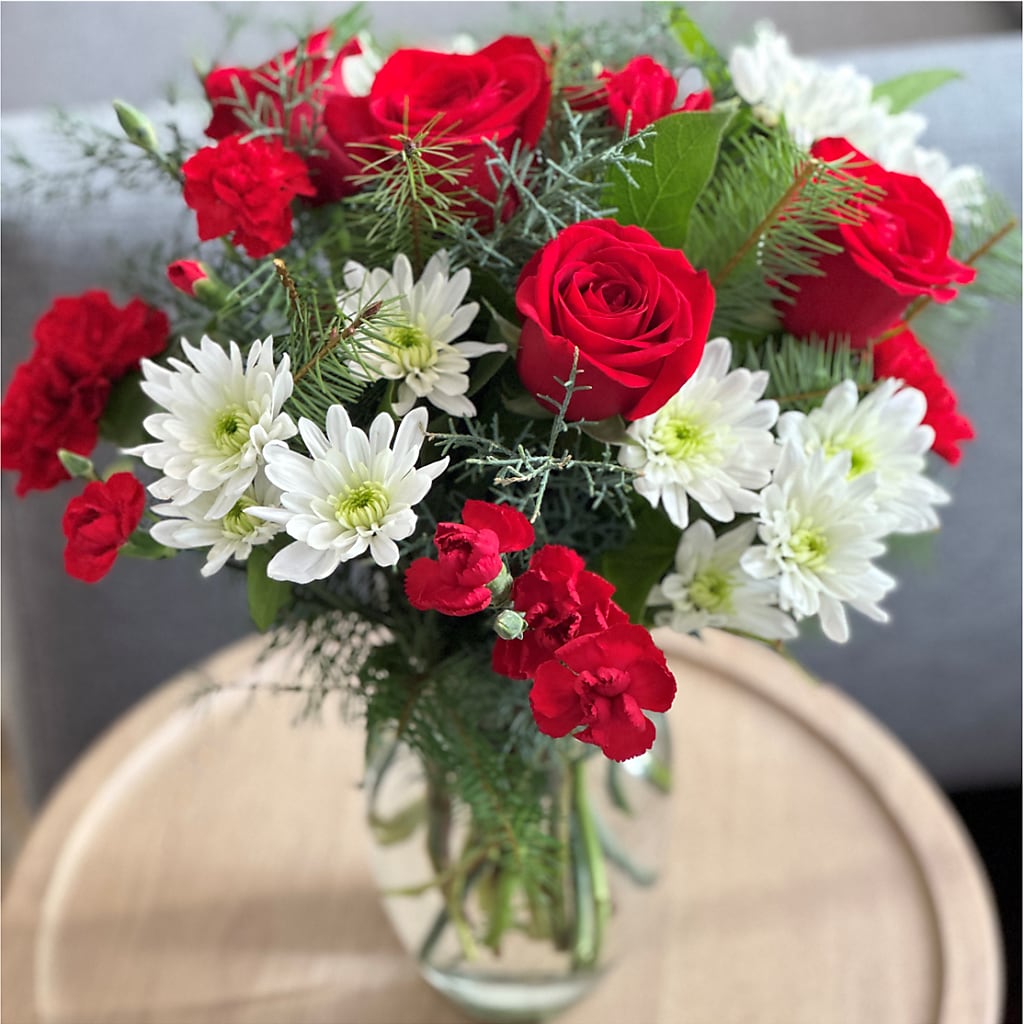Seasonal Magic Bouquet –  Gateway Florist, Rockwood TN