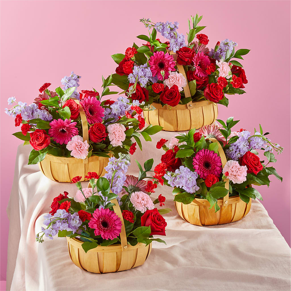 Pink Picnic Basket –  Gateway Florist, Rockwood TN