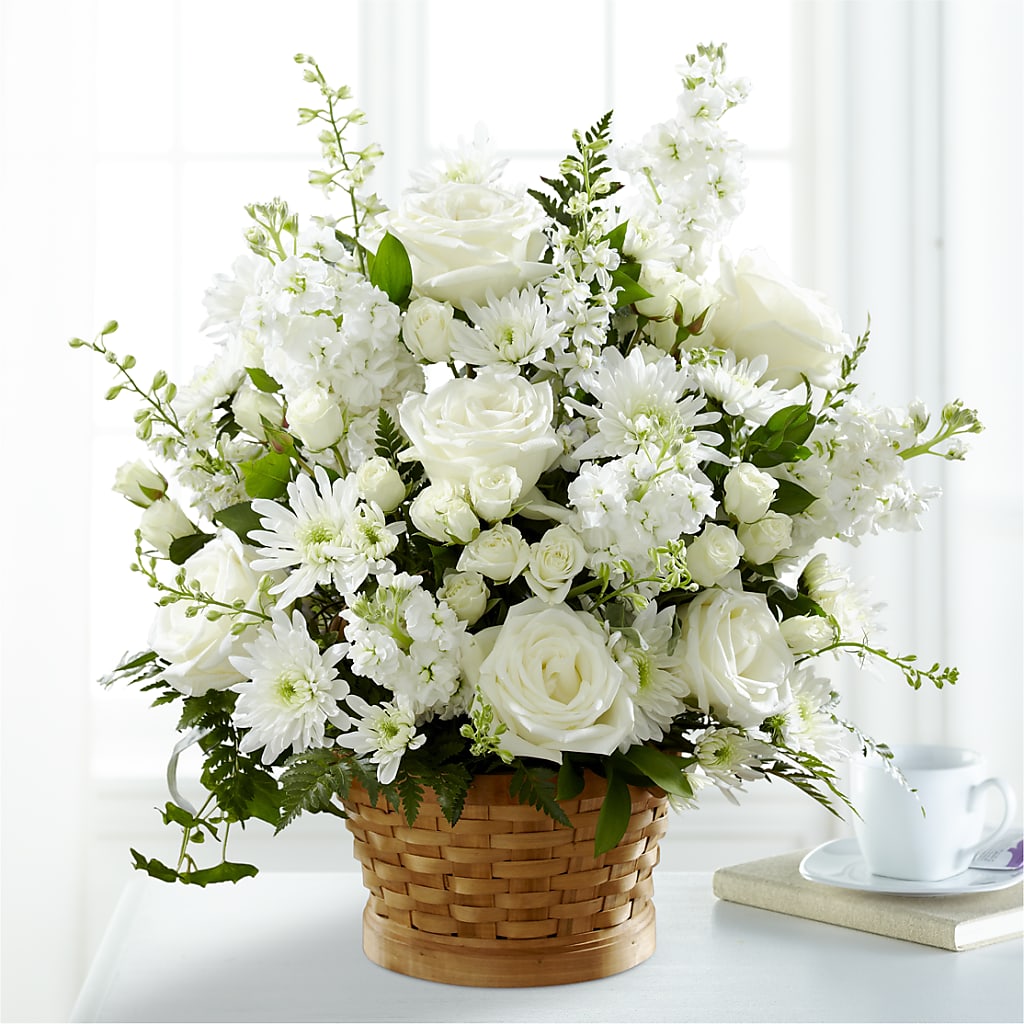 Heartfelt Condolences Arrangement –  Gateway Florist, Rockwood TN