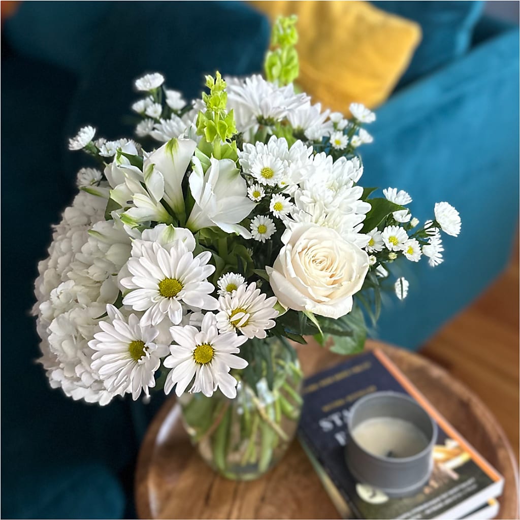 Classic Ivory – A Florist Original –  Gateway Florist, Rockwood TN