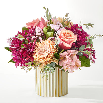 Berry Cobbler Bouquet with Ivory Vase –  Gateway Florist, Rockwood TN